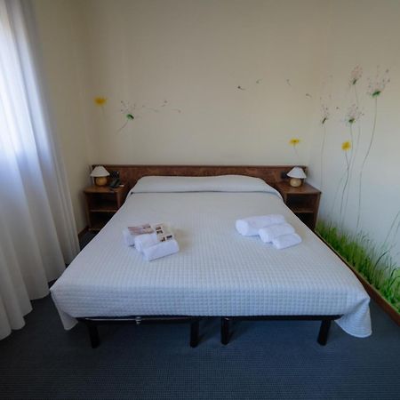 Hotel Siros Verona Esterno foto