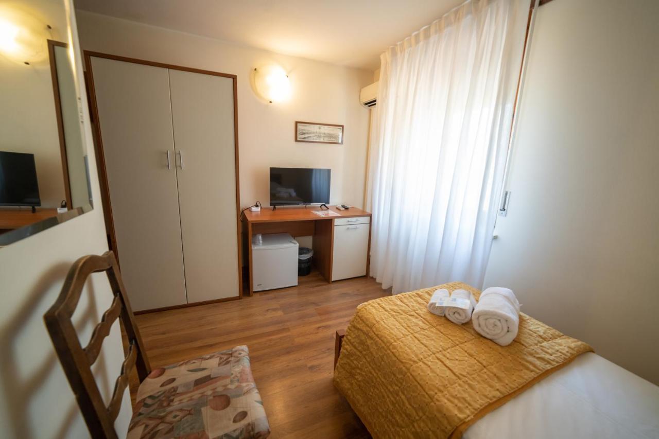 Hotel Siros Verona Esterno foto