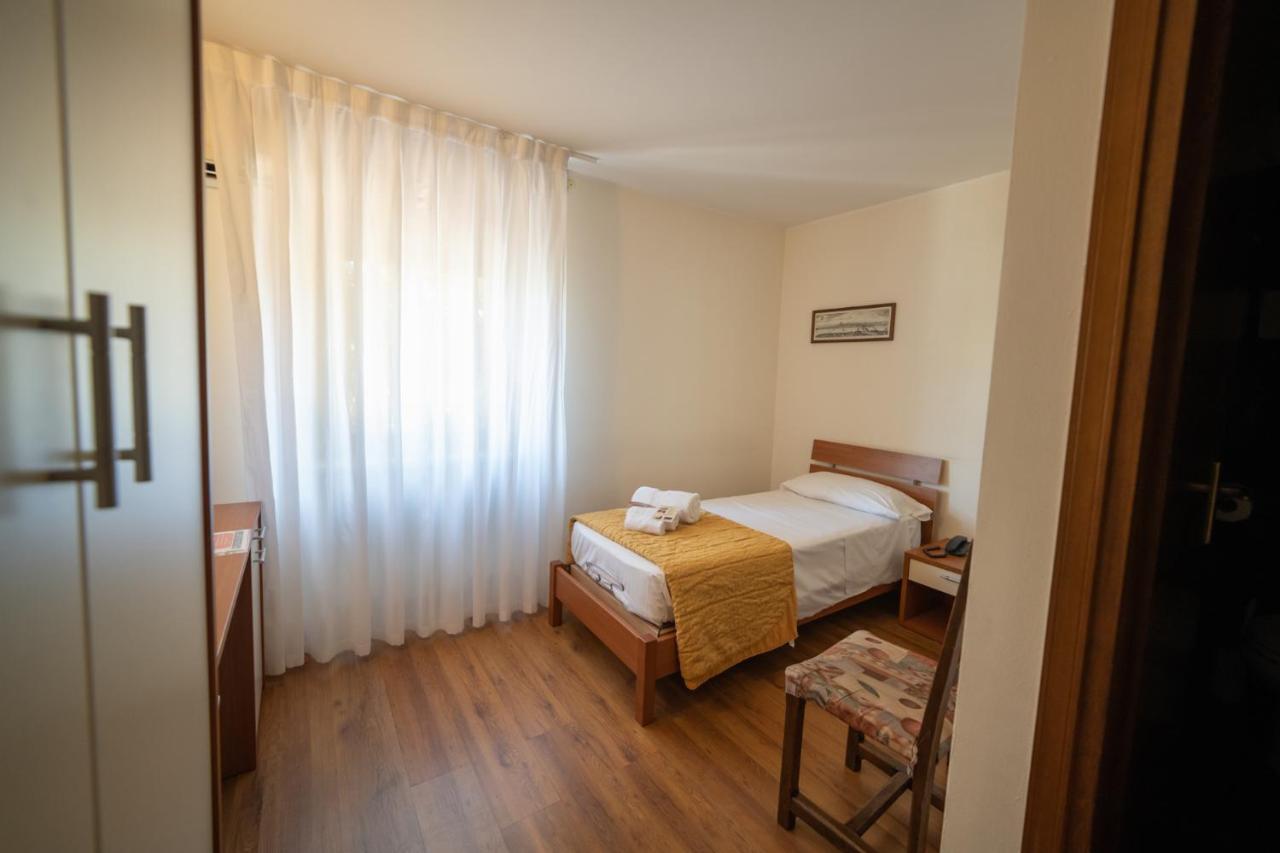 Hotel Siros Verona Esterno foto