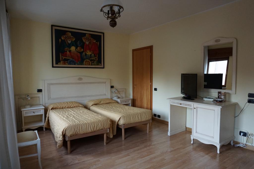 Hotel Siros Verona Camera foto